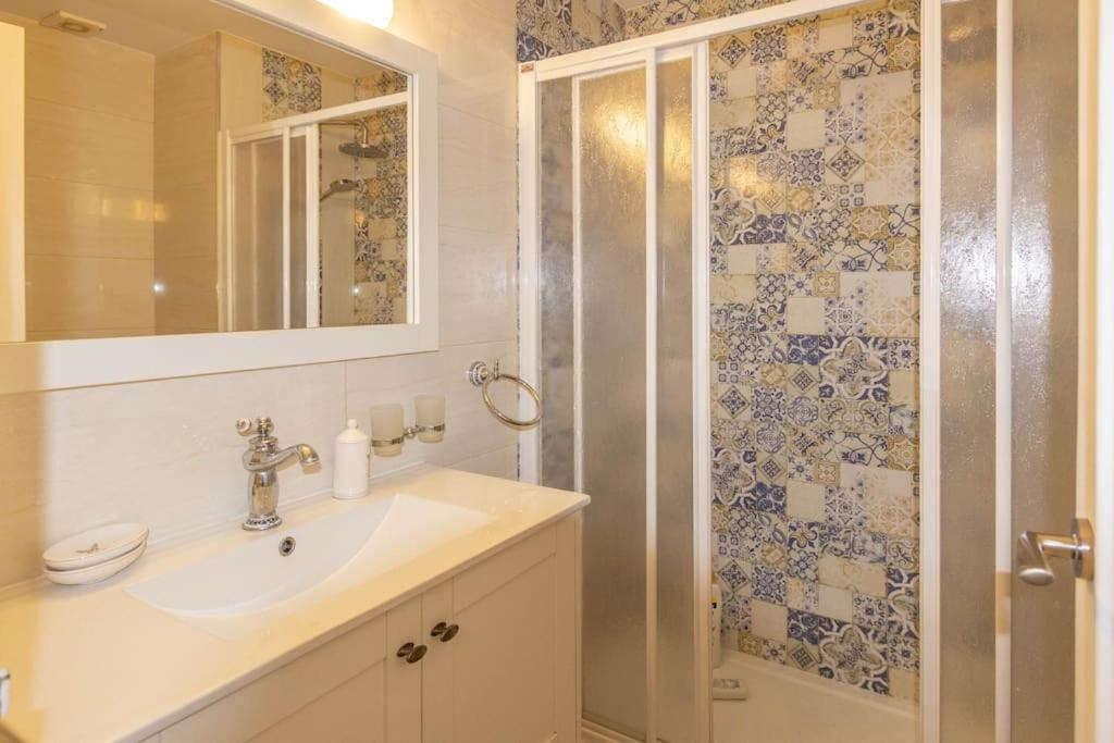 Marina De Casares Beach House San Luis de Sabinillas Luaran gambar